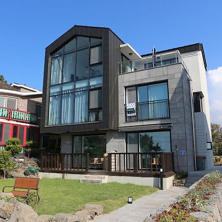 Plumeria Pension Jeju Luaran gambar